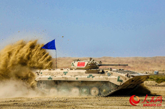 環(huán)球網(wǎng):又是第一！“蘇沃洛夫突擊”接力賽中國隊摘冠